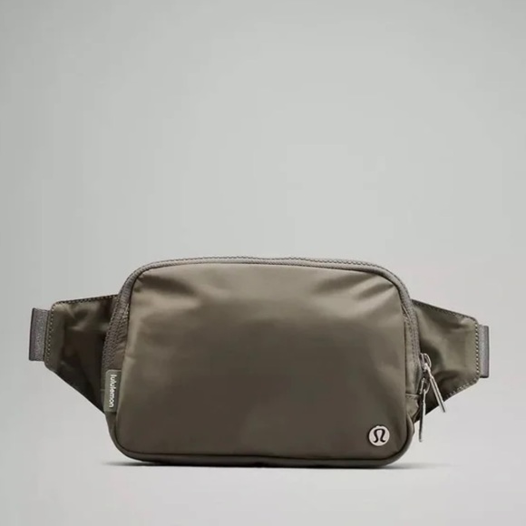 lululemon athletica Handbags - LARGE Lululemon Everywhere Belt Bag LARGE Green Sage 2L DROP RARE
